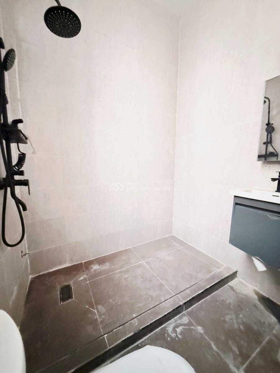 Brand New 3 Bedroom Apartment, Lekki Phase 1, Lekki, Lagos, Flat / Apartment for Rent