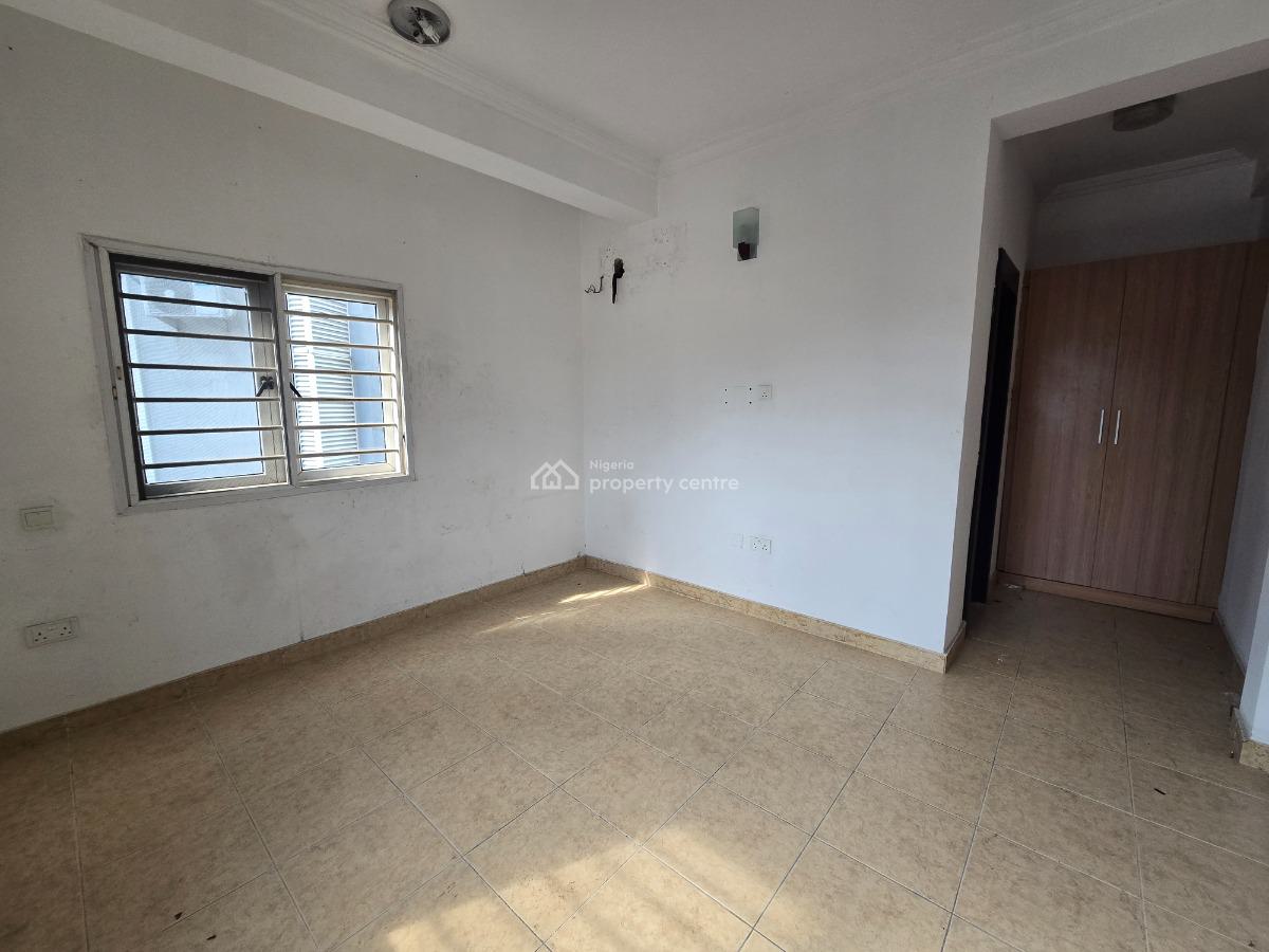 Nicely Finished & Serviced 4 Bedroom Terrace Duplex with Bq, Lekki Right Hand Side, Lekki Phase 1, Lekki, Lagos, Terraced Duplex for Rent