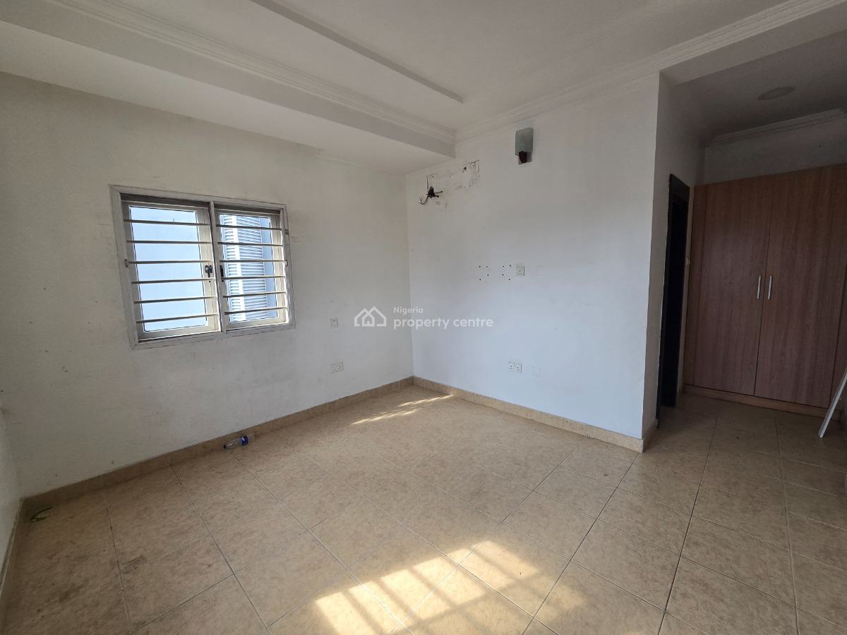 Nicely Finished & Serviced 4 Bedroom Terrace Duplex with Bq, Lekki Right Hand Side, Lekki Phase 1, Lekki, Lagos, Terraced Duplex for Rent