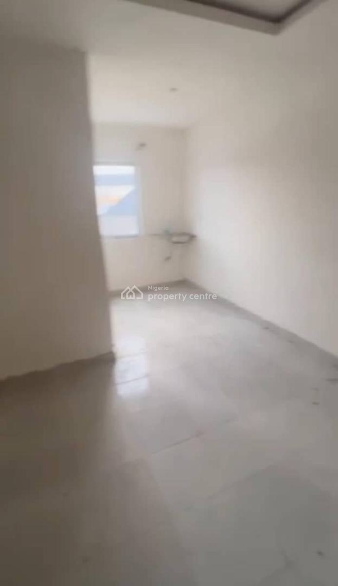 Newly Built Spacious, Randle, Surulere, Lagos, Flat / Apartment for Rent