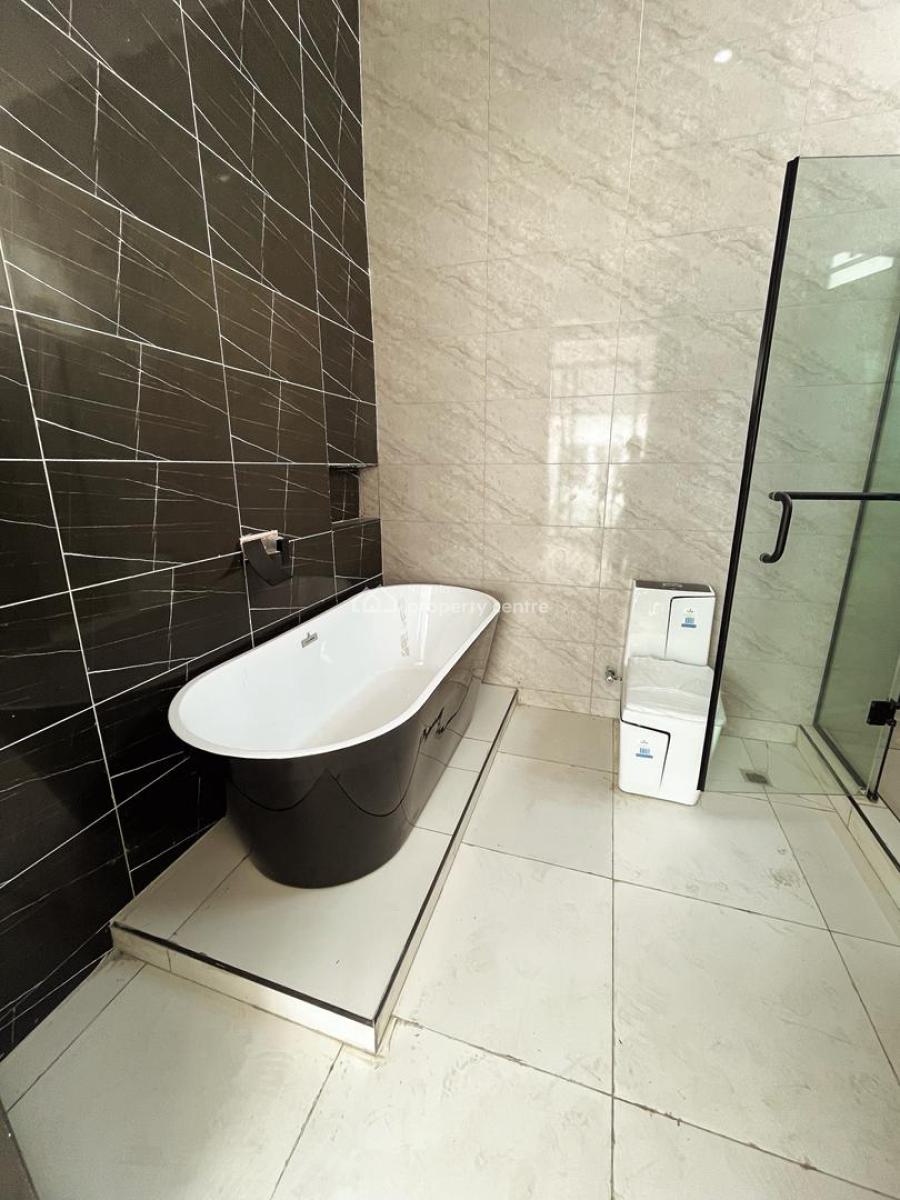 4 Bedroom Semi-detached House with Bq, Ikota, Lekki, Lagos, Semi-detached Duplex for Sale