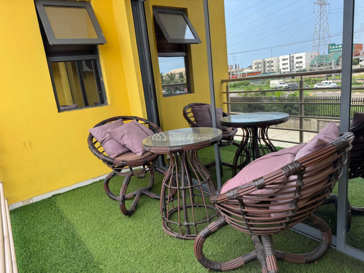 Brandnew  2bedroom Apartment with Pool and Elevator in a Secure Estate, Lekki Phase 1, Lekki, Lagos, Flat / Apartment Short Let