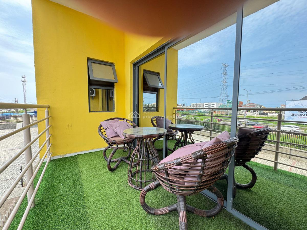 Brandnew  2bedroom Apartment with Pool and Elevator in a Secure Estate, Lekki Phase 1, Lekki, Lagos, Flat / Apartment Short Let