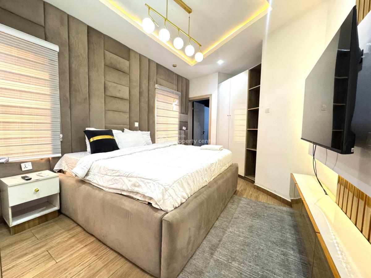 Brand New  1 Bedroom  Apartment with Pool in a Secure Estate, Lekki Phase 1, Lekki, Lagos, Flat / Apartment Short Let