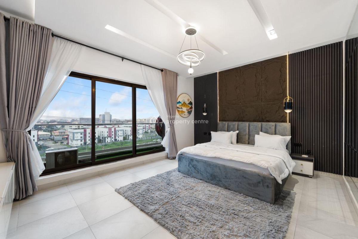 Brand New 1 Bedroom Maisonette with Ps5, Lekki Phase 1, Lekki, Lagos, Flat / Apartment Short Let