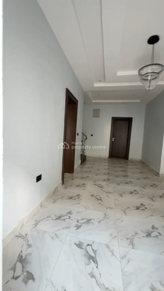 5 Bedroom Terraced Duplex, Gaduwa District, Gaduwa, Abuja, House for Sale