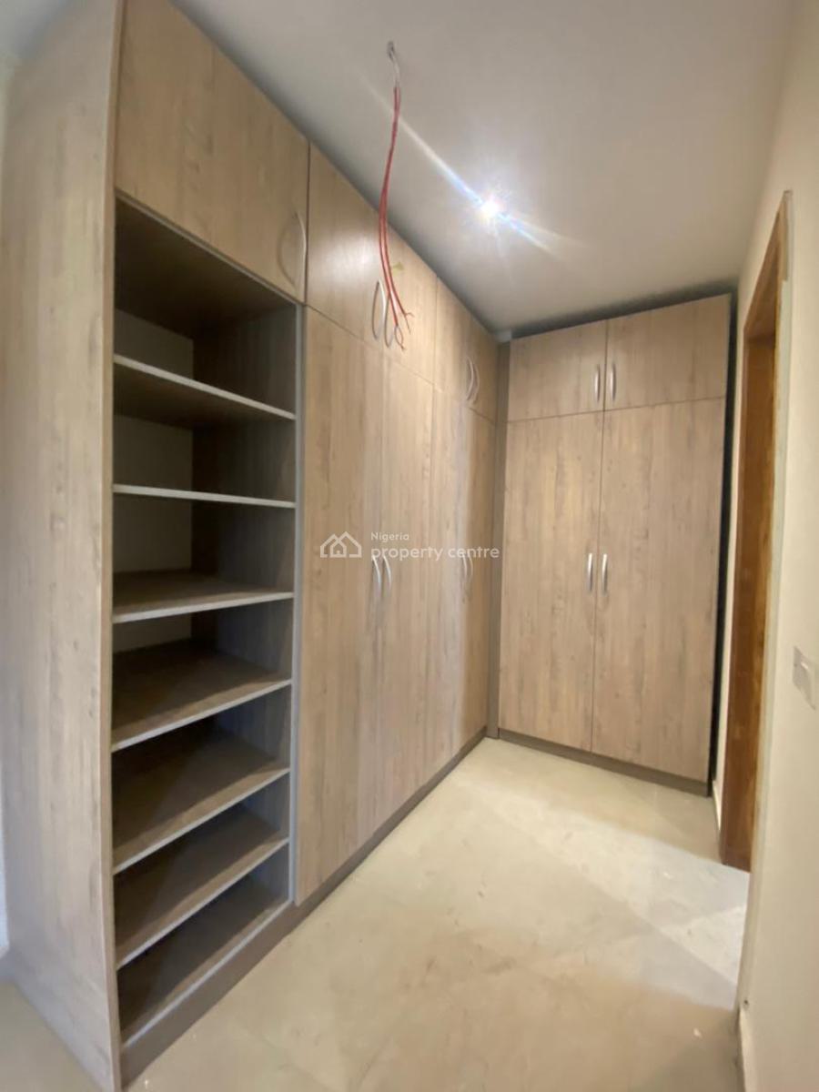 Luxury 3bedroom Apartment, Lekki Phase 1, Lekki, Lagos, Flat / Apartment for Sale