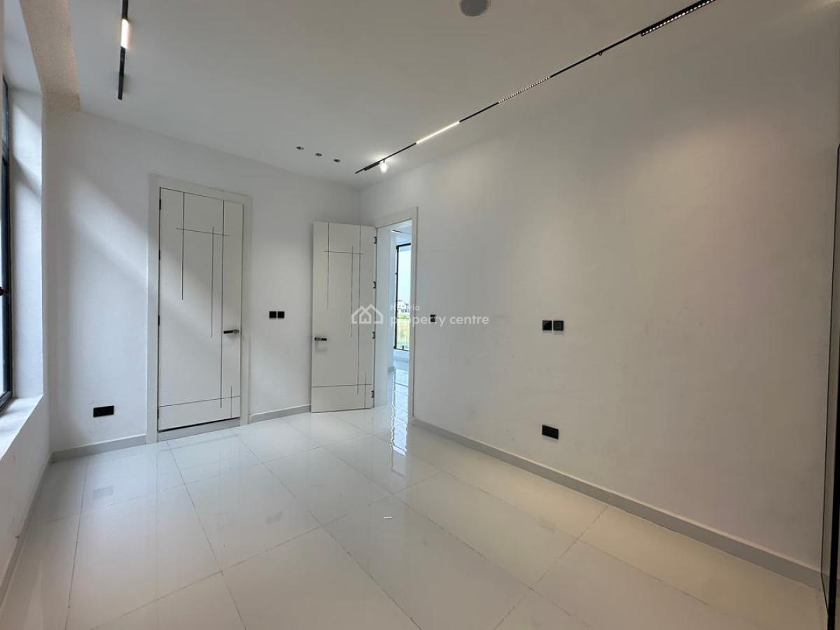 5-bedroom Fully Detached Duplex with 2 Bq in Chevron, Lekki, Lagos, House for Sale