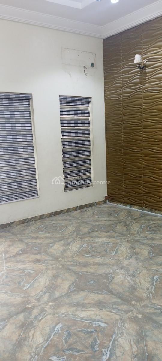4 Bedrooms Terraced Duplex with Inverter, Van Daniel Estate, Orchid Road, Lekki Expressway, Lekki, Lagos, Terraced Duplex for Rent