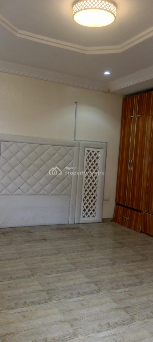 4 Bedrooms Terraced Duplex with Inverter, Van Daniel Estate, Orchid Road, Lekki Expressway, Lekki, Lagos, Terraced Duplex for Rent