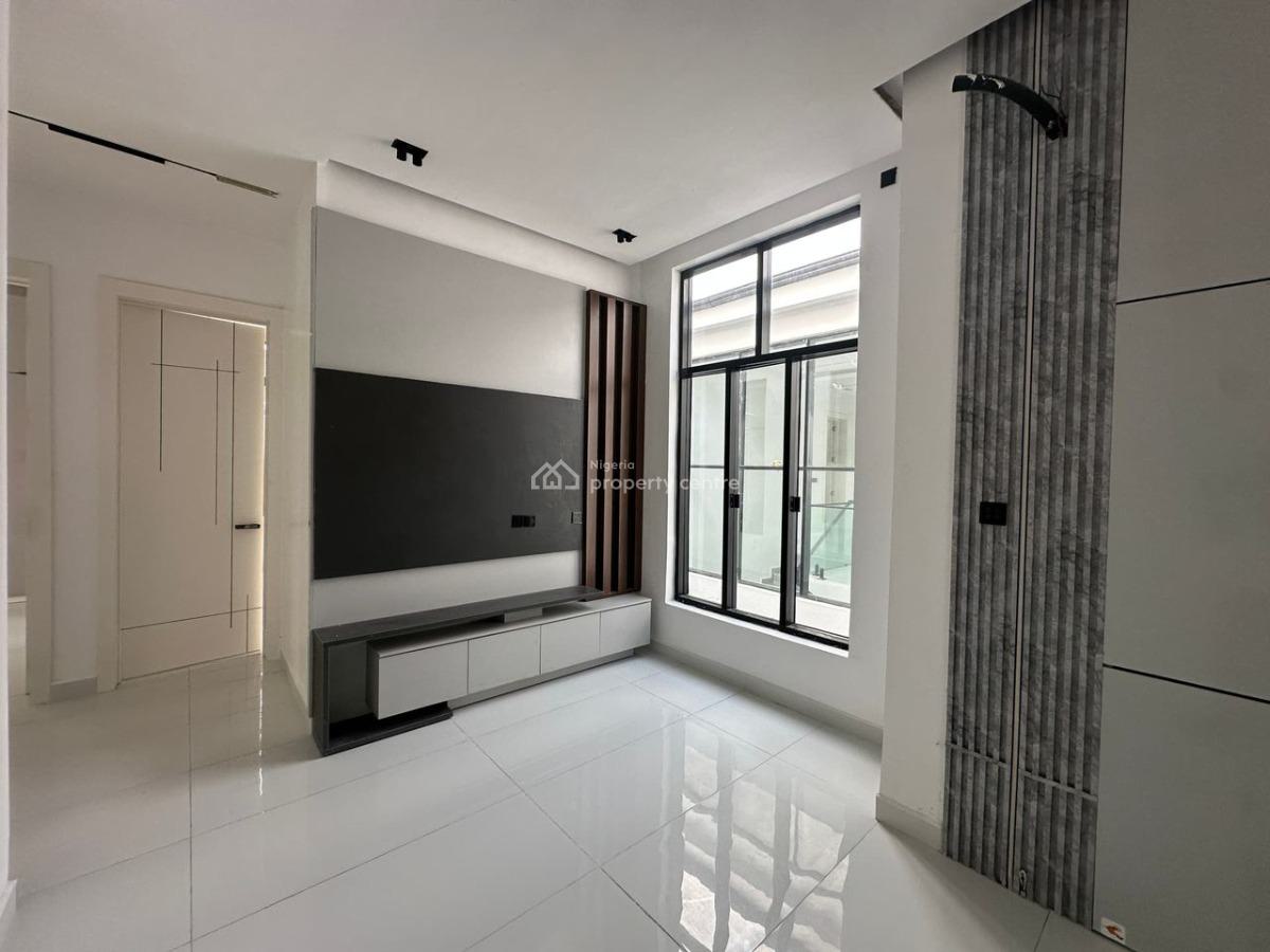 5-bedroom Fully Detached Duplex with 2 Bq, Lekki, Lagos, Detached Duplex for Sale