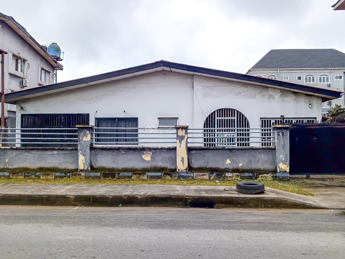 4 Bedroom Bungalow with 2 Units of 2 Bedroom Flats for Office Use, Dline, Port Harcourt, Rivers, Office Space for Rent