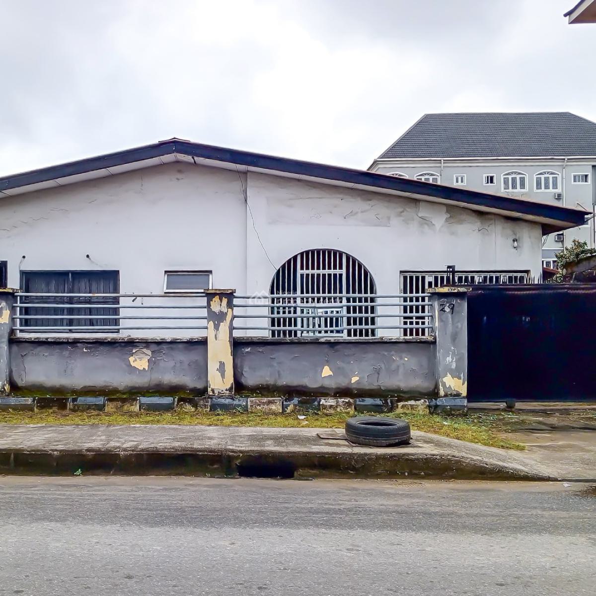 4 Bedroom Bungalow with 2 Units of 2 Bedroom Flats for Office Use, Dline, Port Harcourt, Rivers, Office Space for Rent