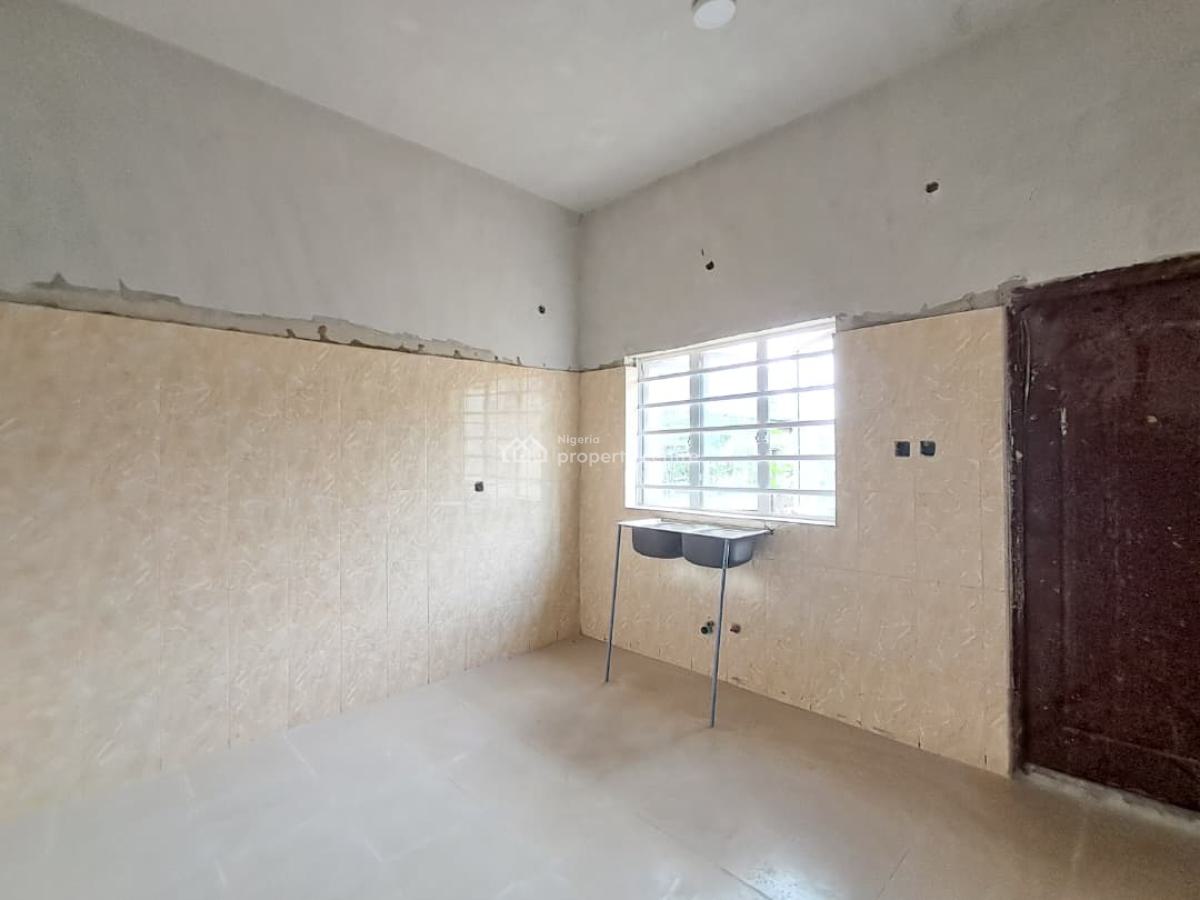 Strategically Located 4 Bedroom Semi-detached Duplex with a Bq, Eleganza Garden Opposite Vgc, Lekki, Lagos, Semi-detached Duplex for Rent