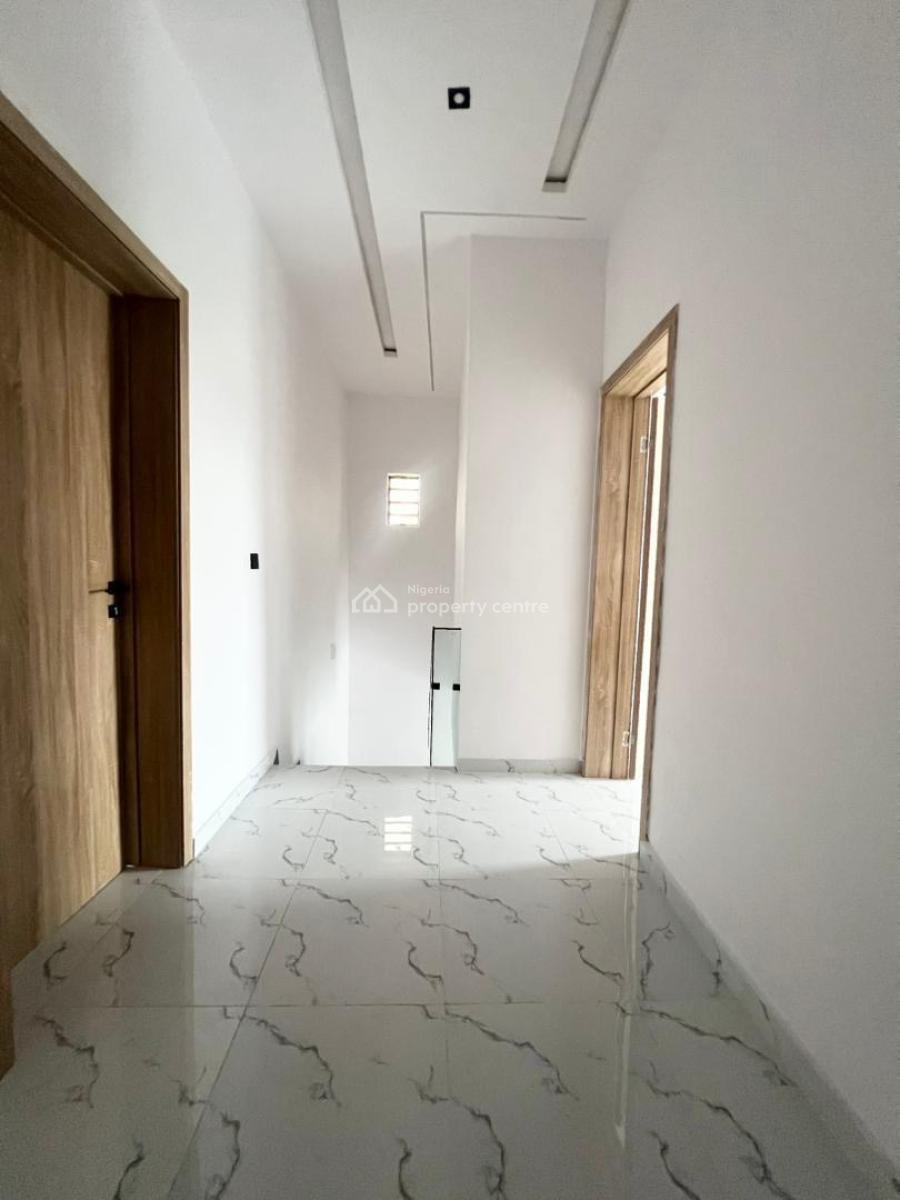 3 Bedroom Terrace, Sangotedo, Ajah, Lagos, Terraced Duplex for Sale