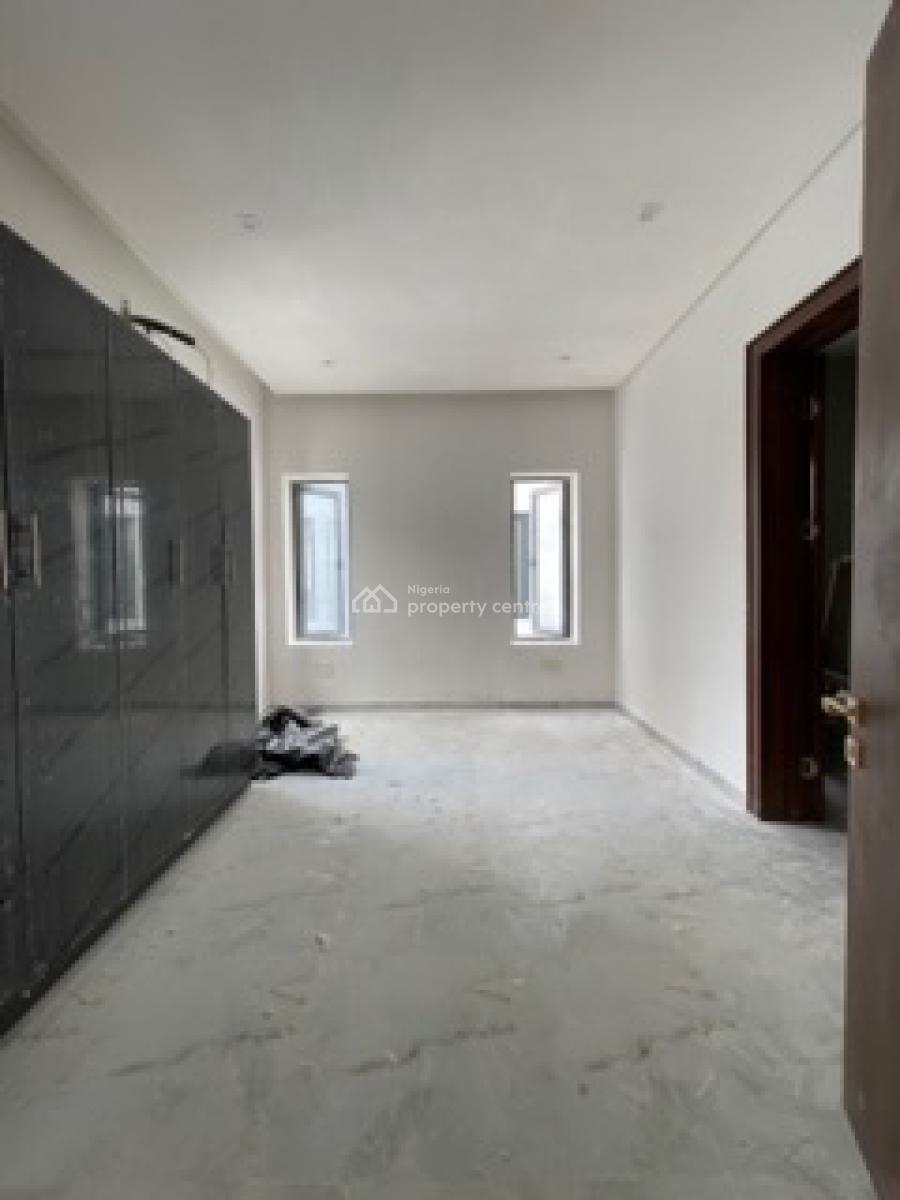 Spacious 4 Bedroom Semi Detached Duplex with Bq, Lekki Phase 1, Lekki, Lagos, Semi-detached Duplex for Sale