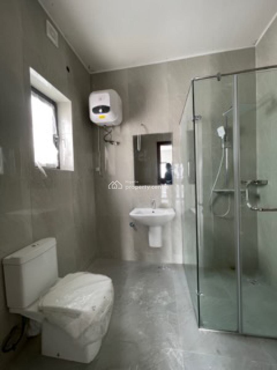 Spacious 4 Bedroom Semi Detached Duplex with Bq, Lekki Phase 1, Lekki, Lagos, Semi-detached Duplex for Sale