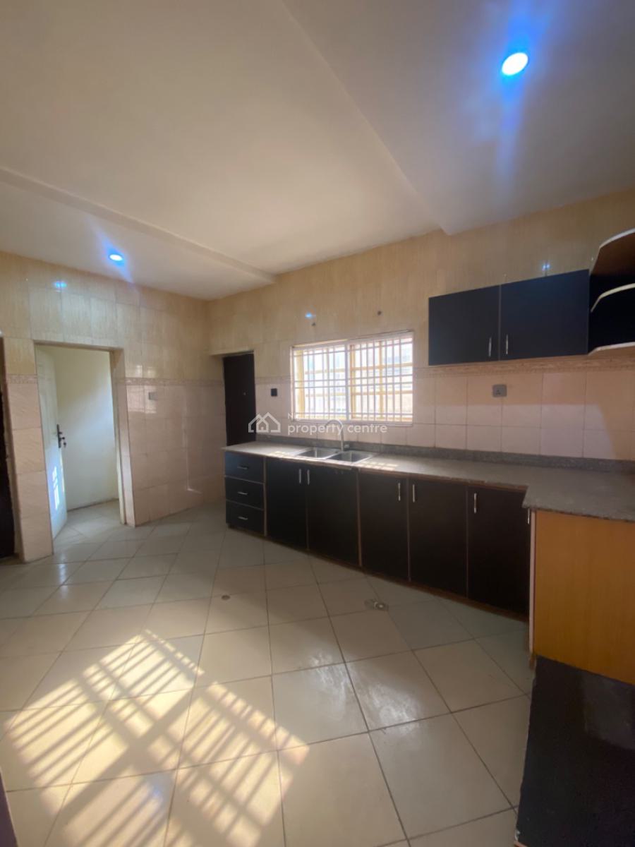 Luxury 2 Bedroom Flat with Massive Rooms with Sitout and Store, Area 1, Garki, Abuja, Flat / Apartment for Rent