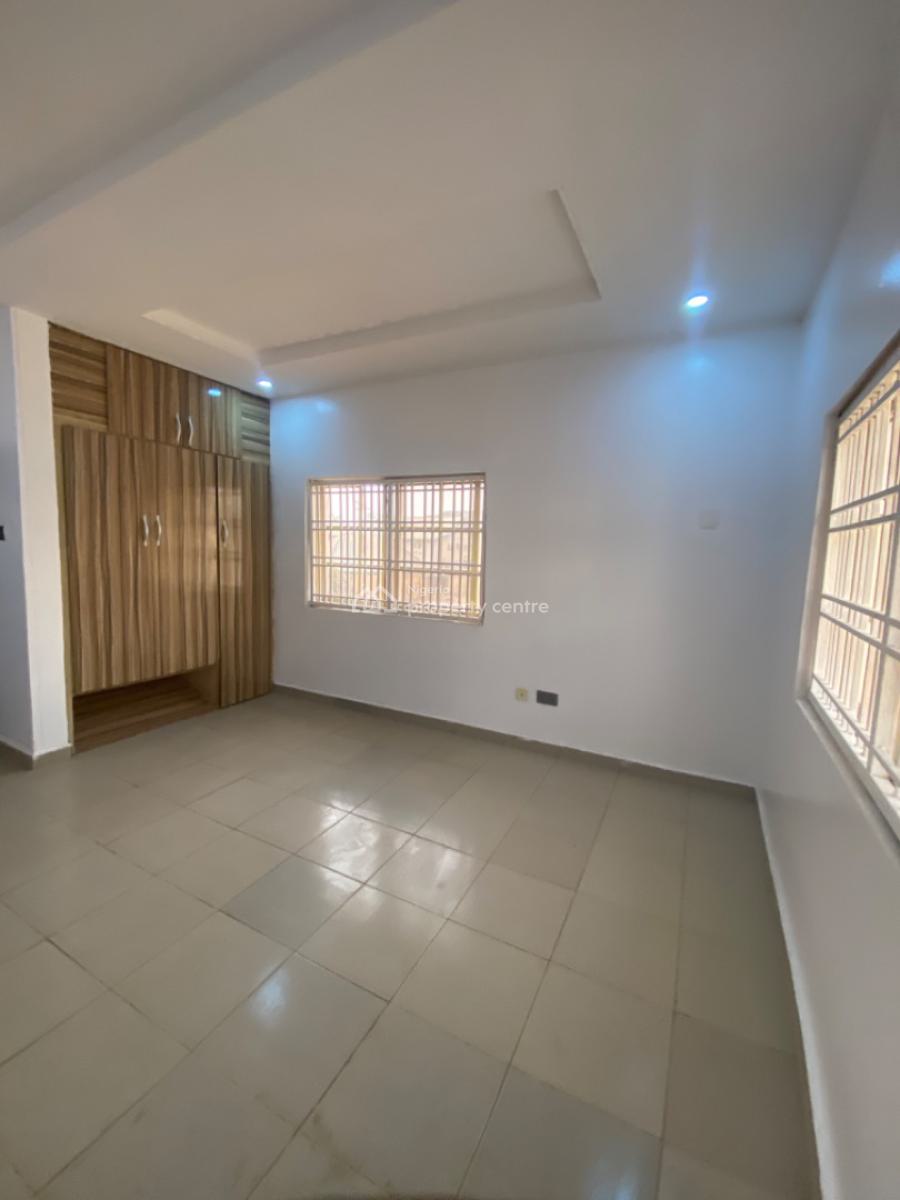 Luxury 2 Bedroom Flat with Massive Rooms with Sitout and Store, Area 1, Garki, Abuja, Flat / Apartment for Rent