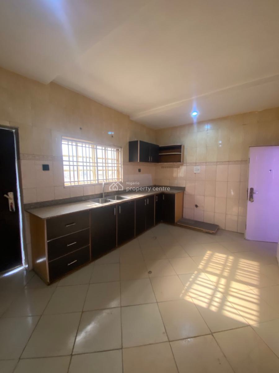 Luxury 2 Bedroom Flat with Massive Rooms with Sitout and Store, Area 1, Garki, Abuja, Flat / Apartment for Rent