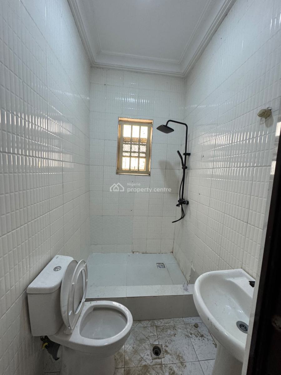 Lovely Self Contain, Off Admiralty Way, Lekki Phase 1, Lekki, Lagos, Self Contain (single Rooms) for Rent