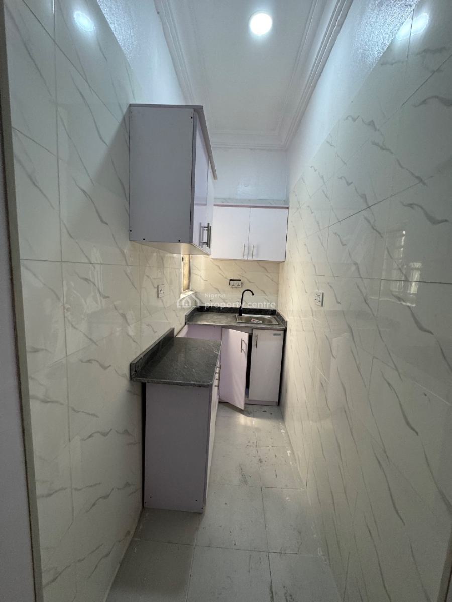 Lovely Self Contain, Off Admiralty Way, Lekki Phase 1, Lekki, Lagos, Self Contain (single Rooms) for Rent