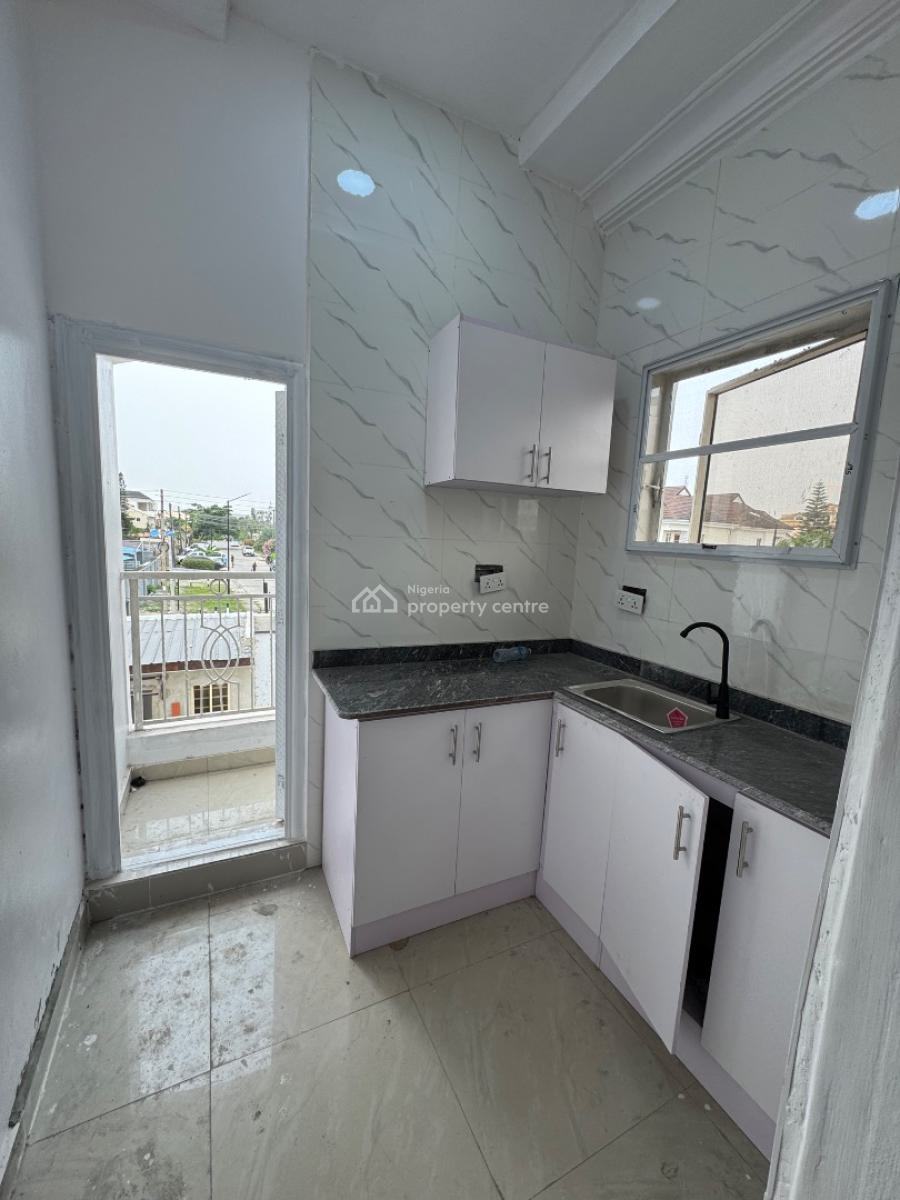 Lovely Spacious Self Contain, Off Admiralty Way, Lekki Phase 1, Lekki, Lagos, Self Contain (single Rooms) for Rent