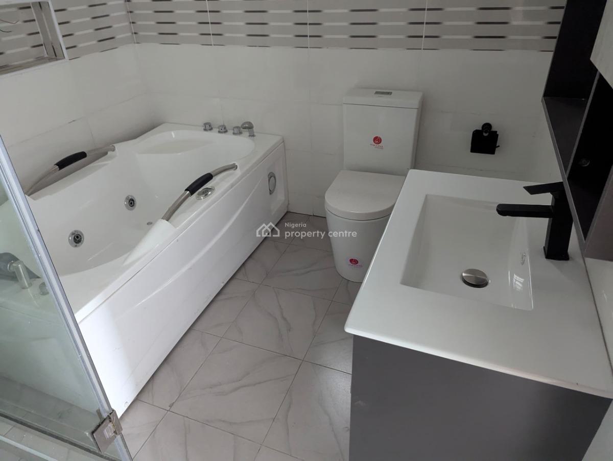 Close to The High Way 4-bedroom Peaceful Home with Bq, Chevron Alternative Route, Lekki Expressway, Lekki, Lagos, Semi-detached Duplex for Rent