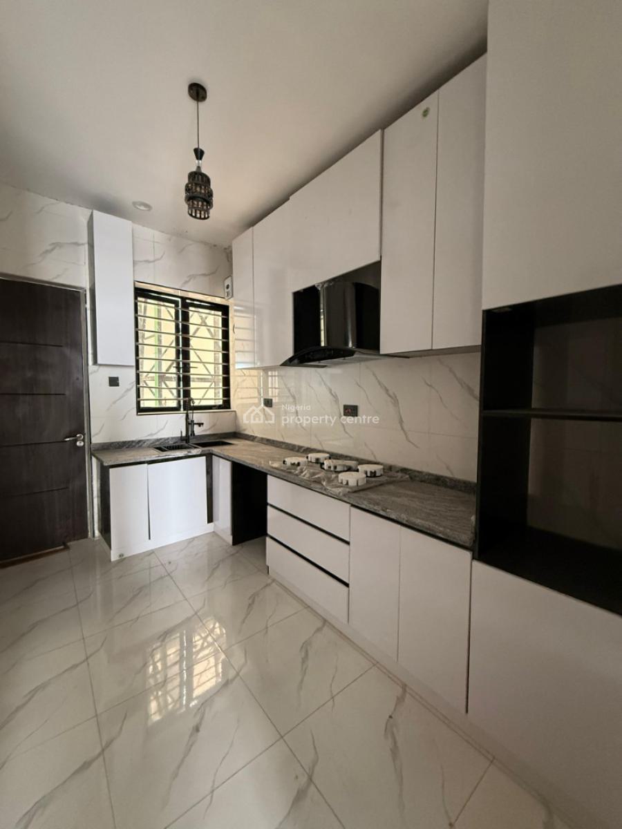 3 Bedrooms Semi-detached Duplex, Ikota Estate, Ikota, Lekki, Lagos, Semi-detached Duplex for Sale