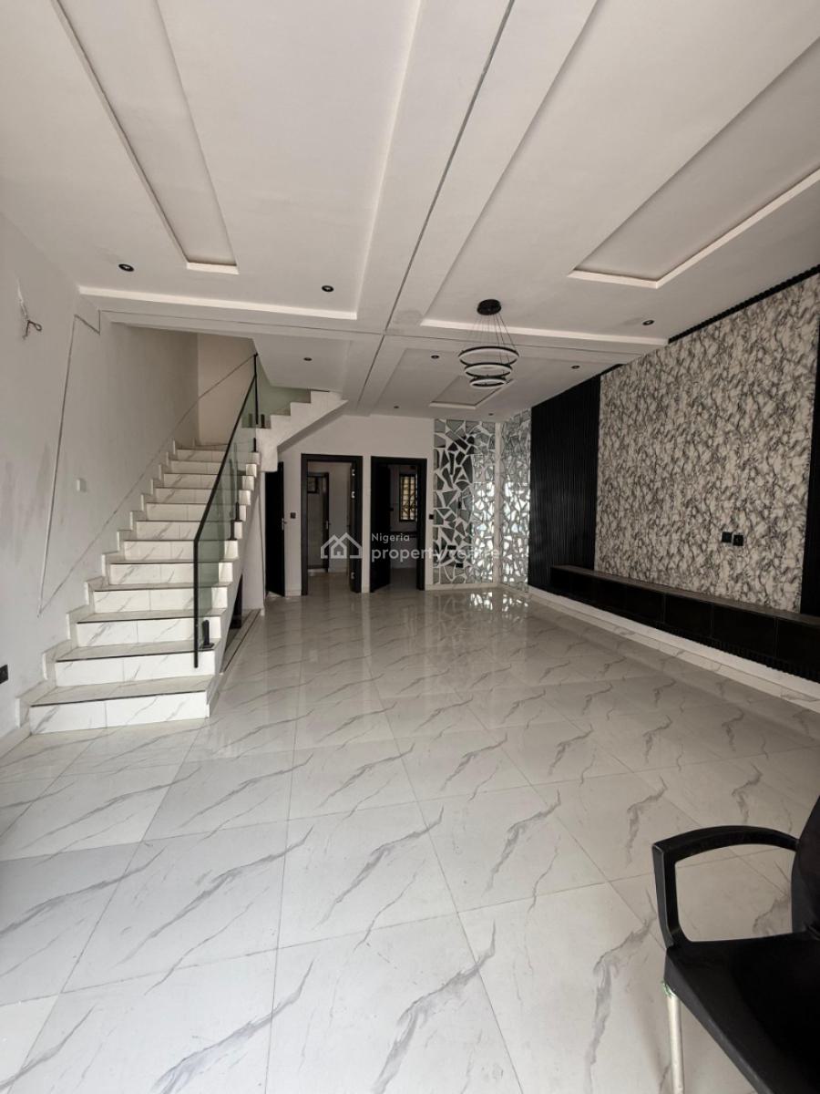 3 Bedrooms Semi-detached Duplex, Ikota Estate, Ikota, Lekki, Lagos, Semi-detached Duplex for Sale