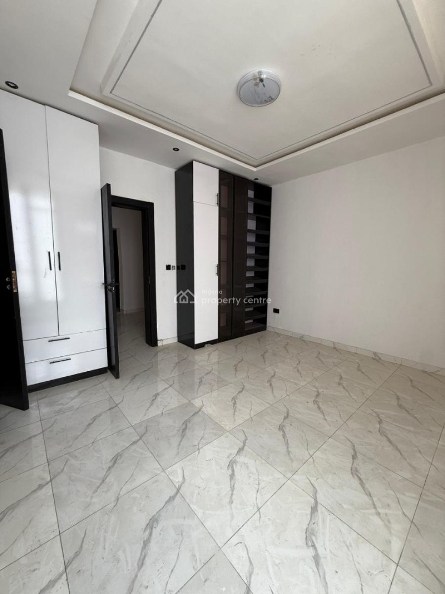 3 Bedrooms Semi-detached Duplex, Ikota Estate, Ikota, Lekki, Lagos, Semi-detached Duplex for Sale