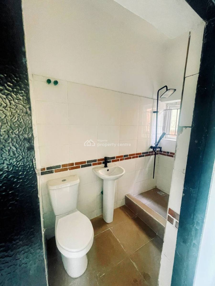 2 Bedroom Apartment - Available Immediately, 65 Ajiran Road, Agungi, Lekki, Lagos, Flat / Apartment for Rent