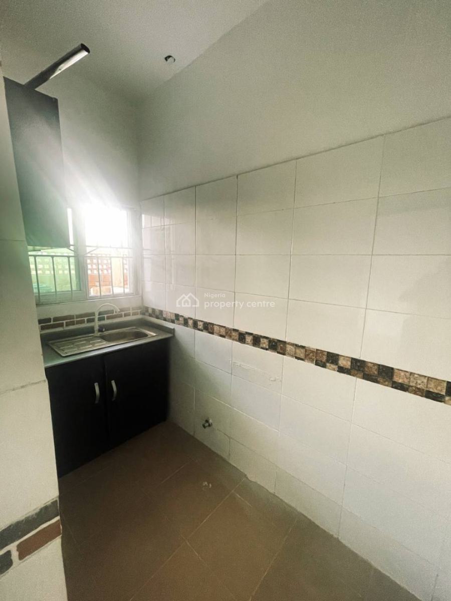 2 Bedroom Apartment - Available Immediately, 65 Ajiran Road, Agungi, Lekki, Lagos, Flat / Apartment for Rent