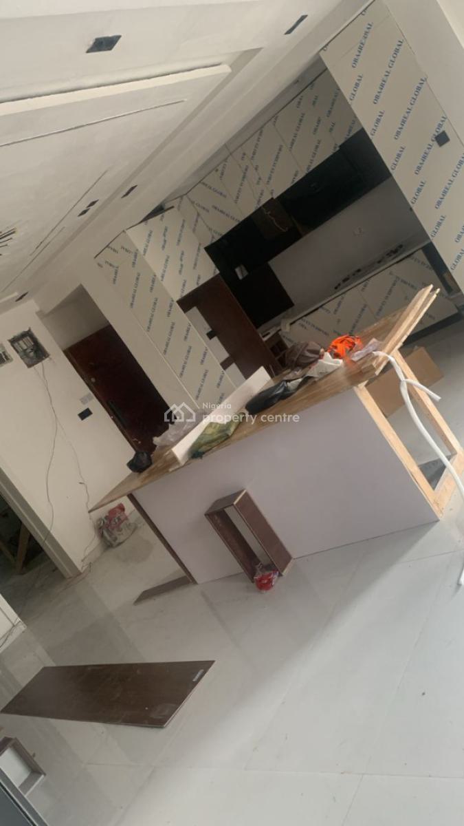 2 Bedrooms Apartments, Admiralty Way, Lekki Phase 1, Lekki, Lagos, Flat / Apartment for Sale