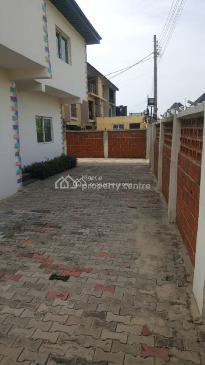 Nicely Finished 3 Bedroom Duplex, 65b Ajiran Road, Agungi, Lekki, Lagos, Terraced Duplex for Sale