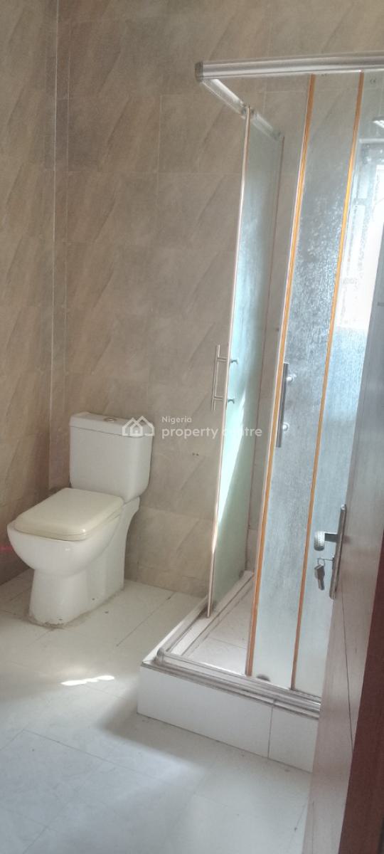 a Large Size Bedroom, Chevron Drive, Chevy View Estate, Lekki, Lagos, Self Contain (single Rooms) for Rent