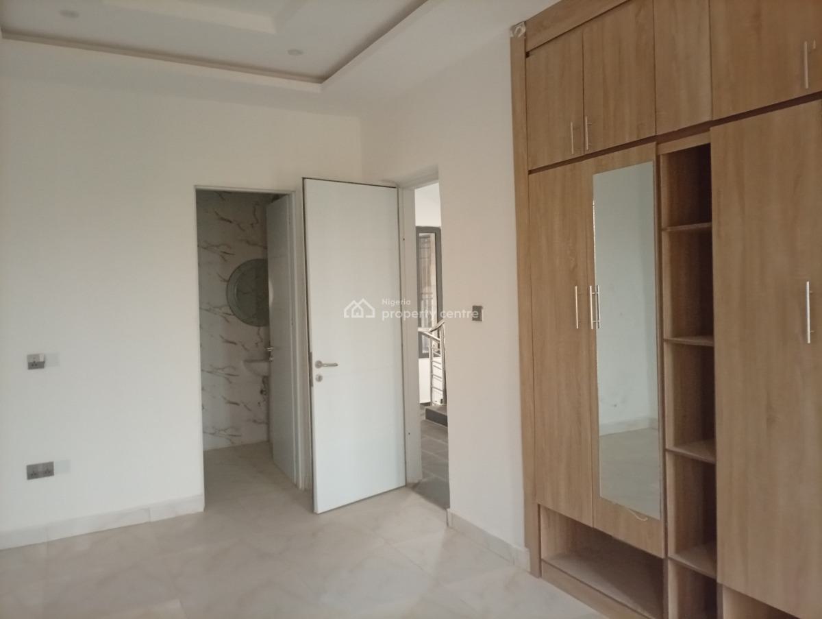 Exquisitely Finished 5 Bedroom Detached Duplex with a Bq, Guzape District, Abuja, Semi-detached Duplex for Sale