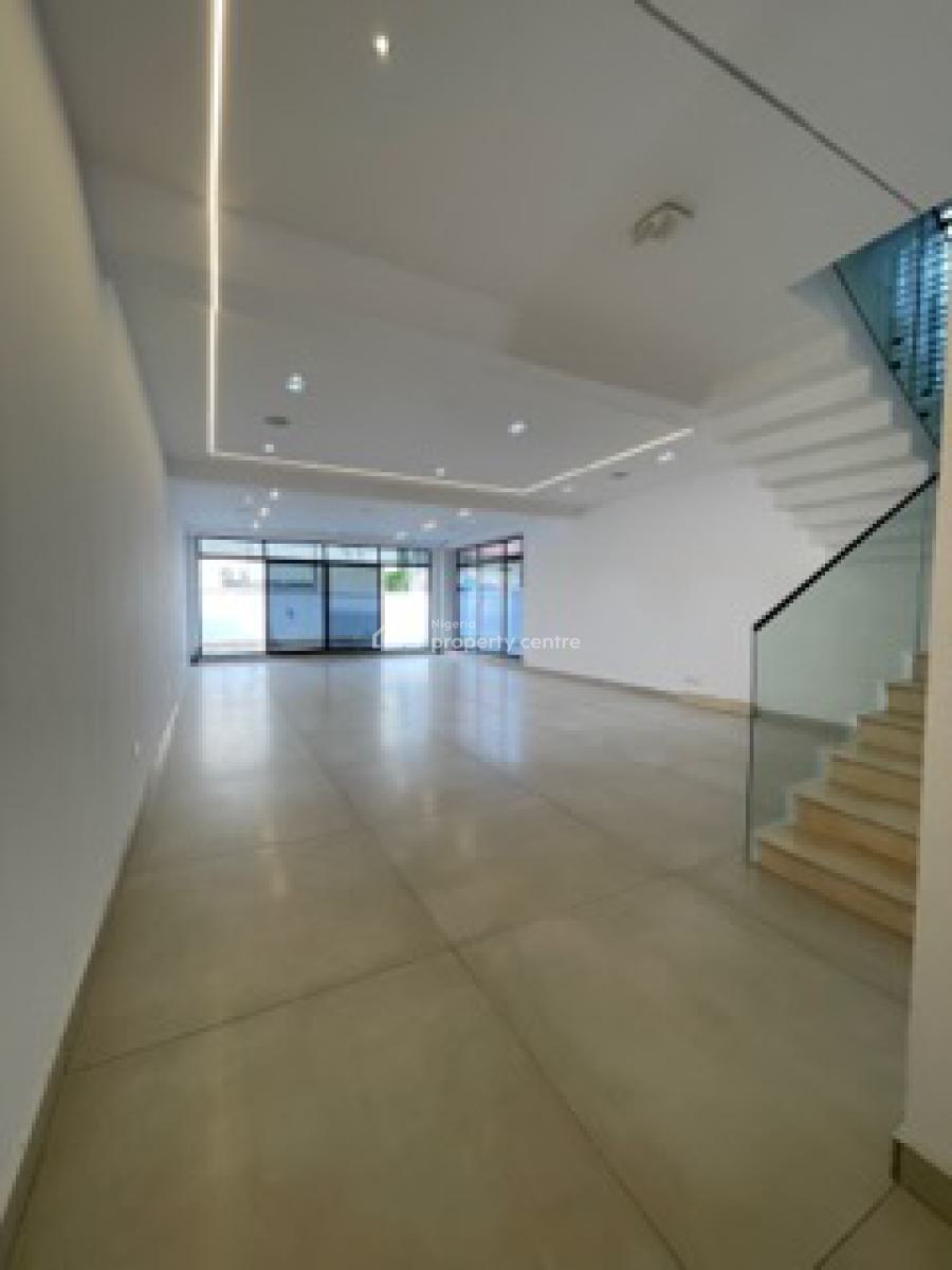 Spacious  5 Bedroom Fully  Detached Duplex with Rooftop, Pool, Gym, an, Lekki Phase 1, Lekki, Lagos, Detached Duplex for Sale