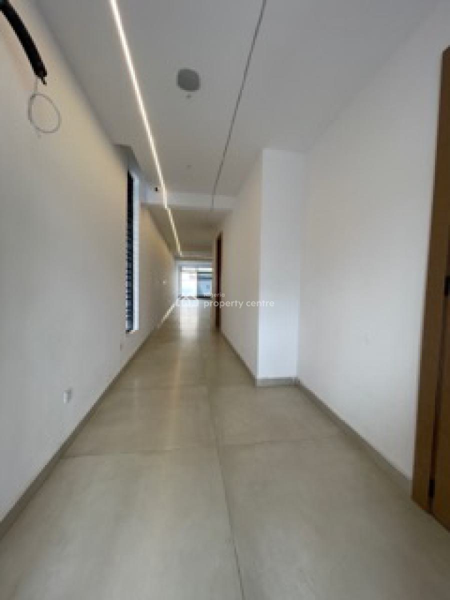 Spacious  5 Bedroom Fully  Detached Duplex with Rooftop, Pool, Gym, an, Lekki Phase 1, Lekki, Lagos, Detached Duplex for Sale