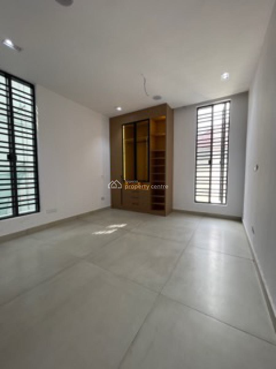 Spacious  5 Bedroom Fully  Detached Duplex with Rooftop, Pool, Gym, an, Lekki Phase 1, Lekki, Lagos, Detached Duplex for Sale