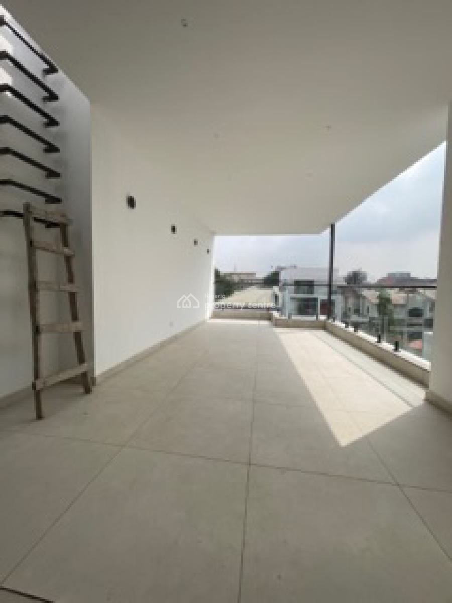 Spacious  5 Bedroom Fully  Detached Duplex with Rooftop, Pool, Gym, an, Lekki Phase 1, Lekki, Lagos, Detached Duplex for Sale