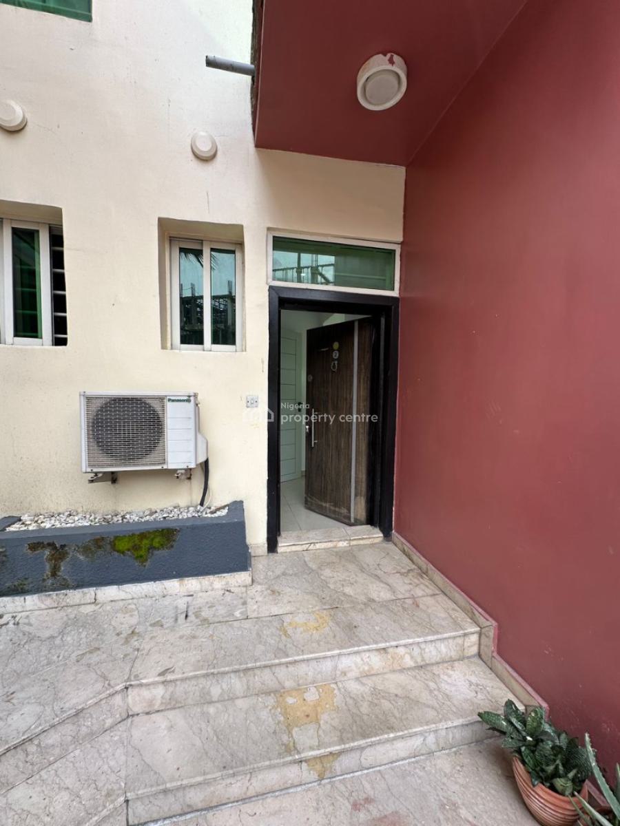 Well-maintained 2-bedroom Apartment with Swimming Pool, Old Ikoyi, Ikoyi, Lagos, Flat / Apartment for Rent