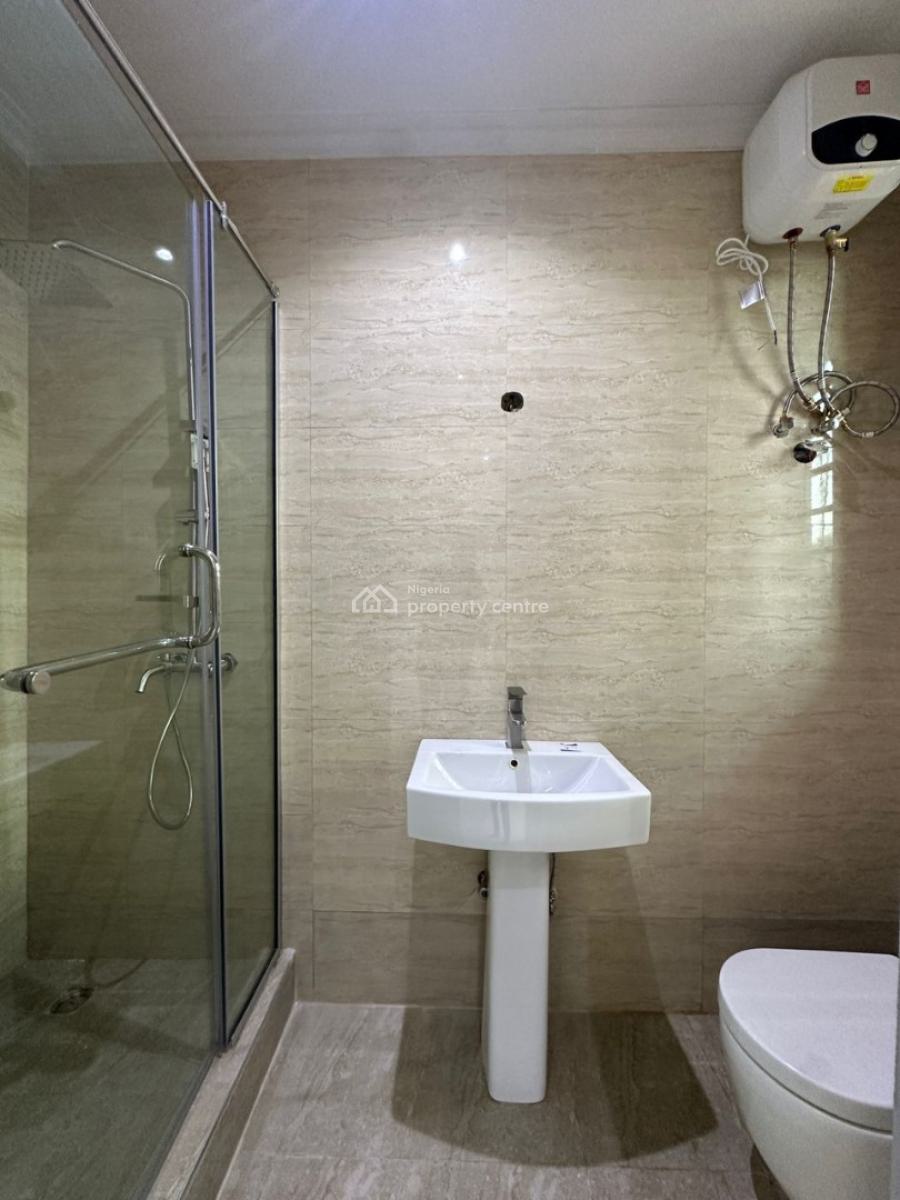 Well-maintained 2-bedroom Apartment with Swimming Pool, Old Ikoyi, Ikoyi, Lagos, Flat / Apartment for Rent