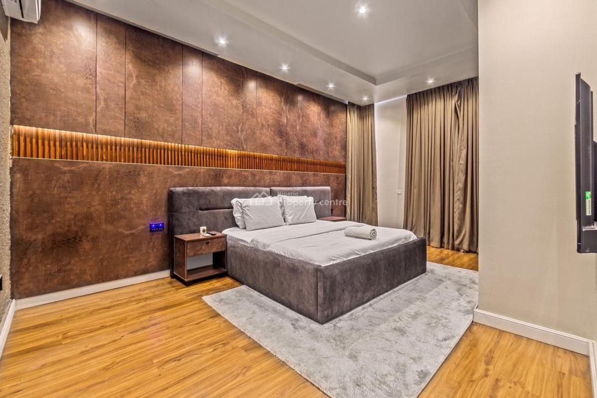 Luxurious 2 Bedroom Apartment with a Private Cinema, Lekki Phase 1, Lekki, Lagos, Flat / Apartment for Rent