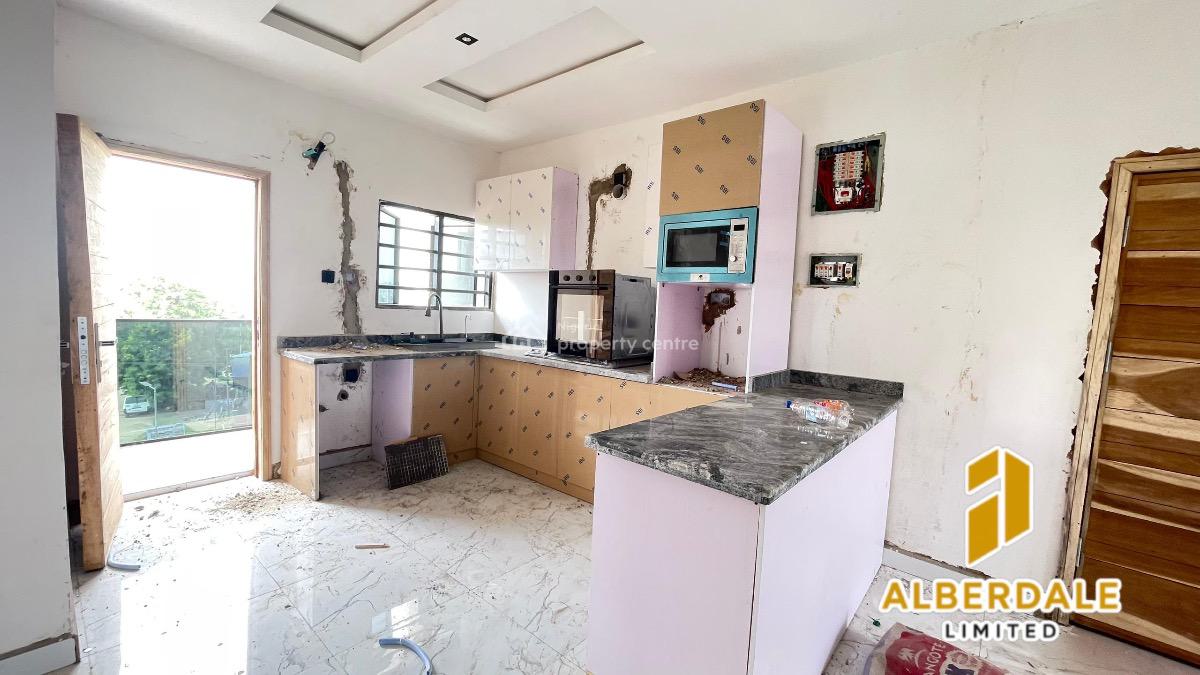 Modern 2-bedroom Apartment, Yaba, Lagos, Flat / Apartment for Sale