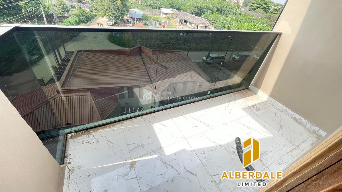 Modern 2-bedroom Apartment, Yaba, Lagos, Flat / Apartment for Sale