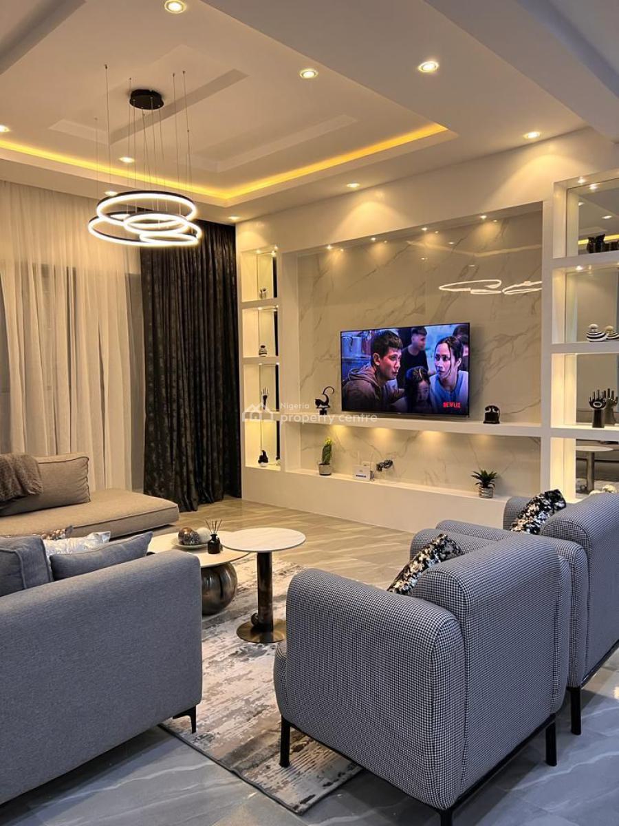 Fully Furnished 2 Bedrooms Penthouse Apartment, Lekki Phase 1, Lekki, Lagos, Flat / Apartment for Rent