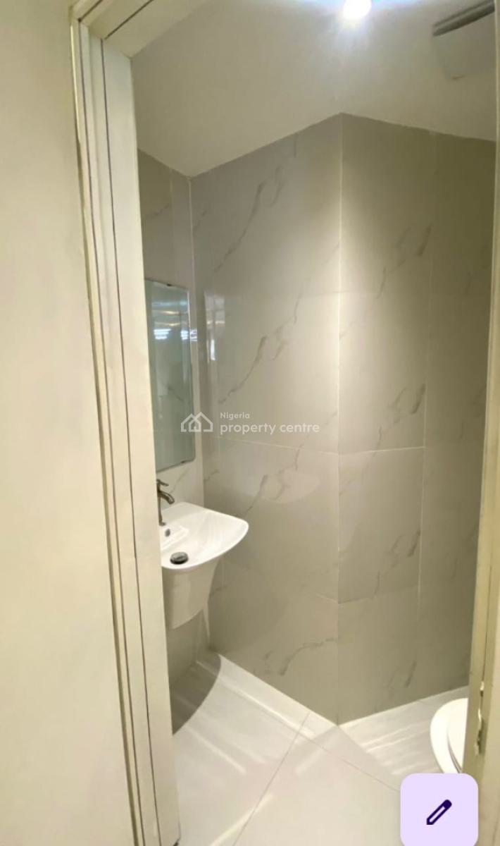 Fully Serviced and Furnished 2 Bedrooms Apartment, Lekki Phase 1, Lekki, Lagos, Flat / Apartment for Rent