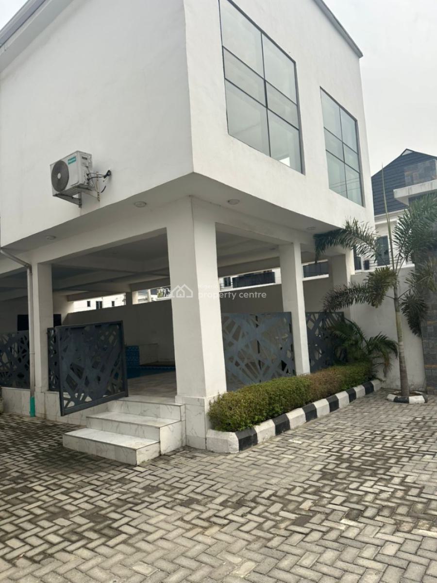 Single Room Downstairs with Swimming Pool Facilities, Orchid Road, Lekki, Lagos, Self Contain (single Rooms) for Rent