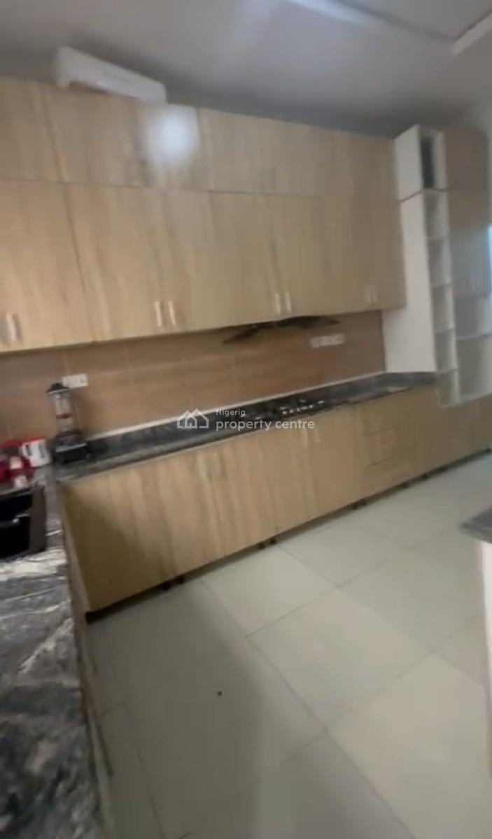 Single Room Downstairs with Swimming Pool Facilities, Orchid Road, Lekki, Lagos, Self Contain (single Rooms) for Rent